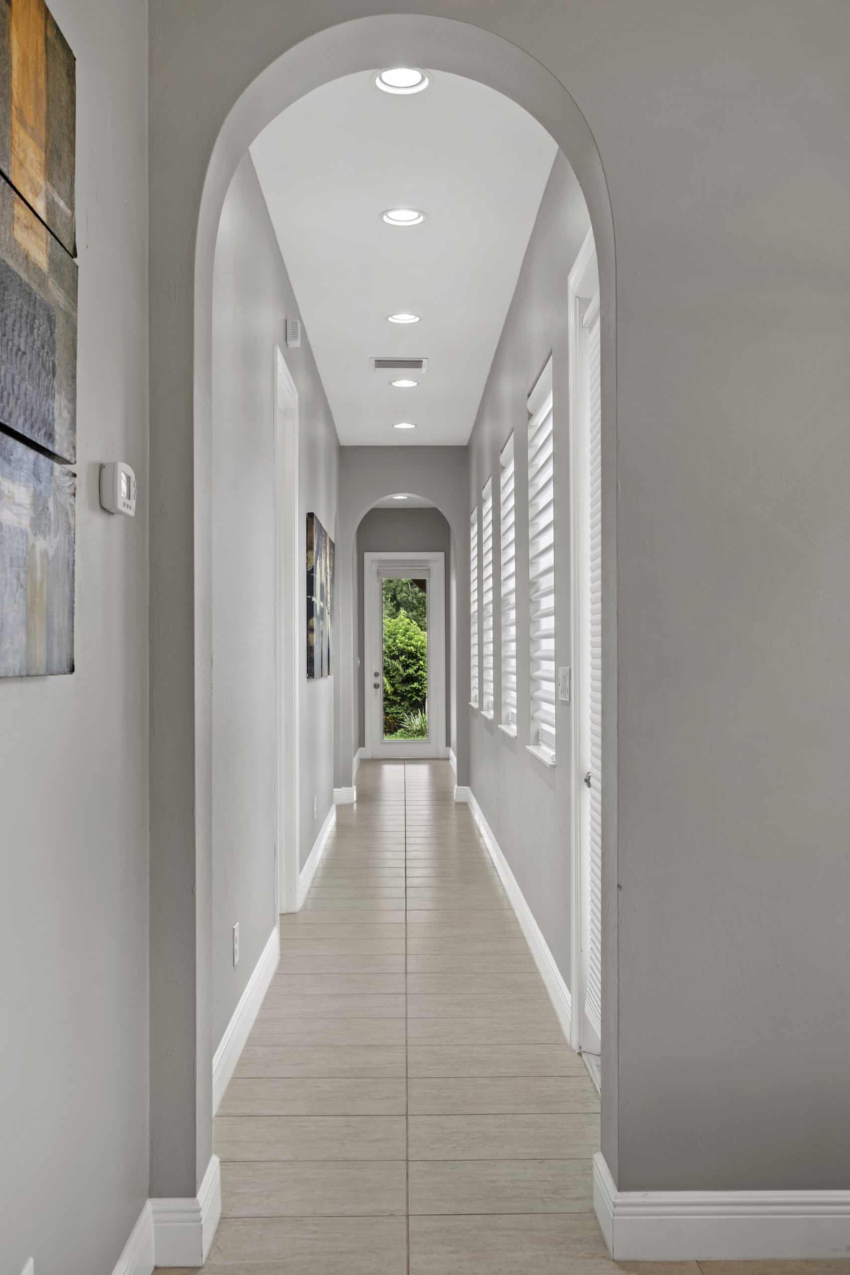 Pros and Cons For Investors Buying Rental PropertyTampa, Fl The